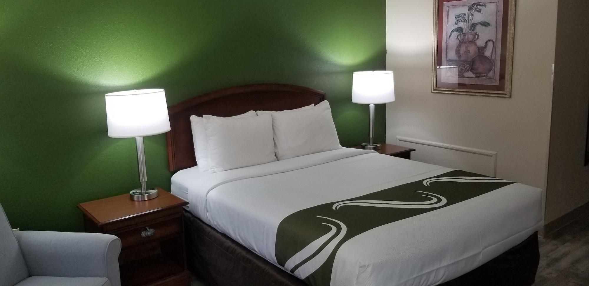 Quality Inn Pelham I-65 Exit 246 Bagian luar foto