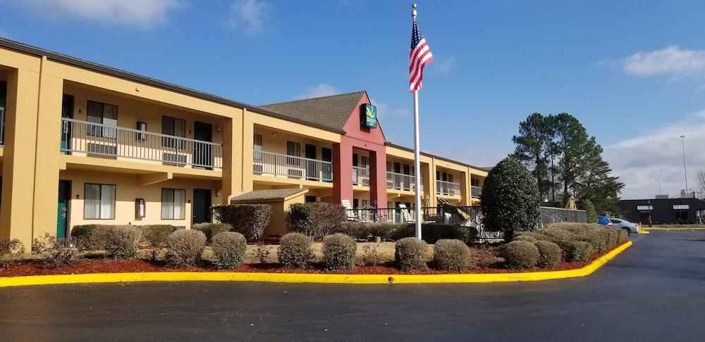 Quality Inn Pelham I-65 Exit 246 Bagian luar foto