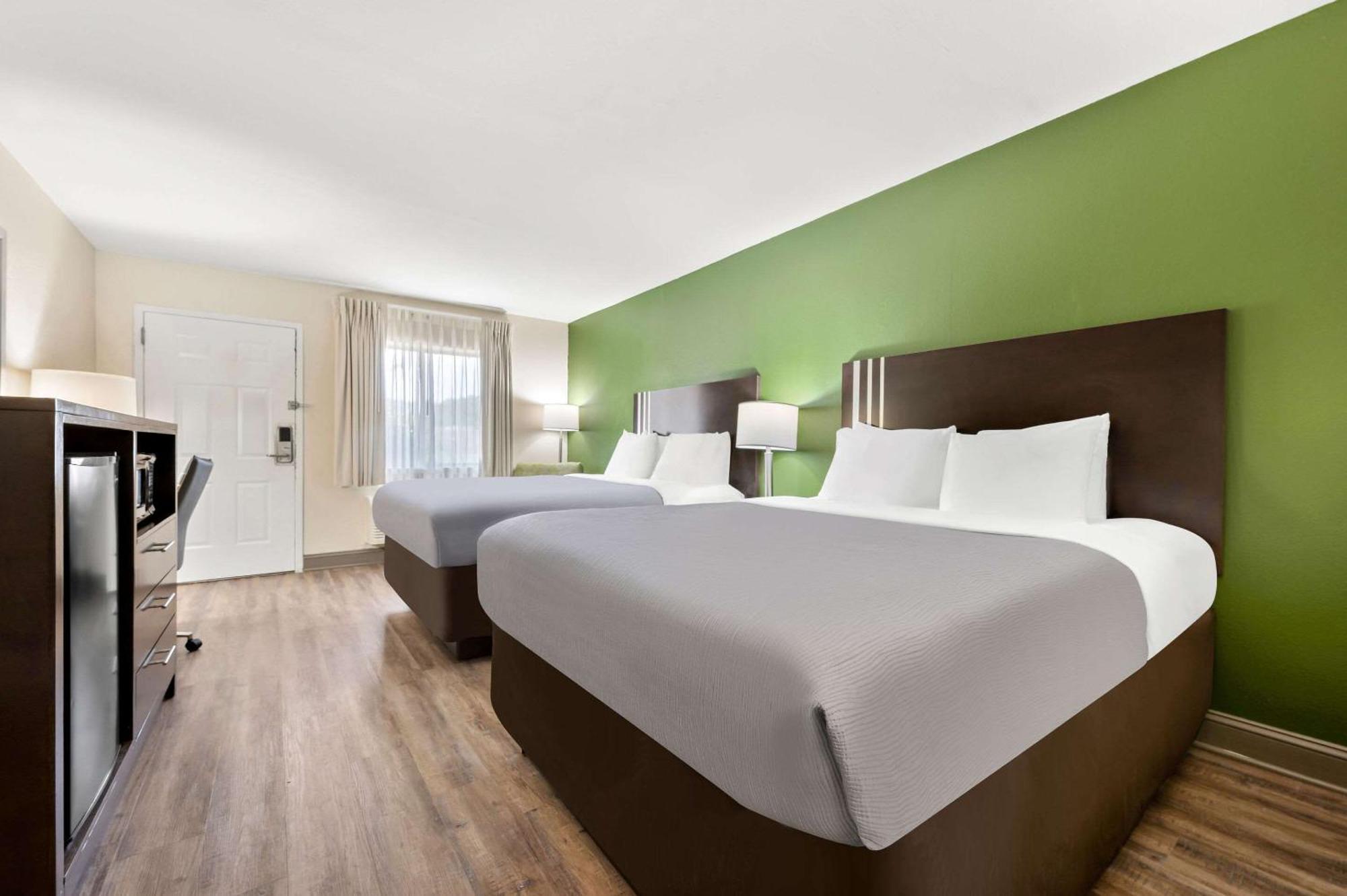 Quality Inn Pelham I-65 Exit 246 Bagian luar foto